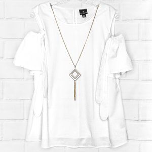 NWOT》WORTHINGTON》Cold Shoulder Tie Sleeve Blouse